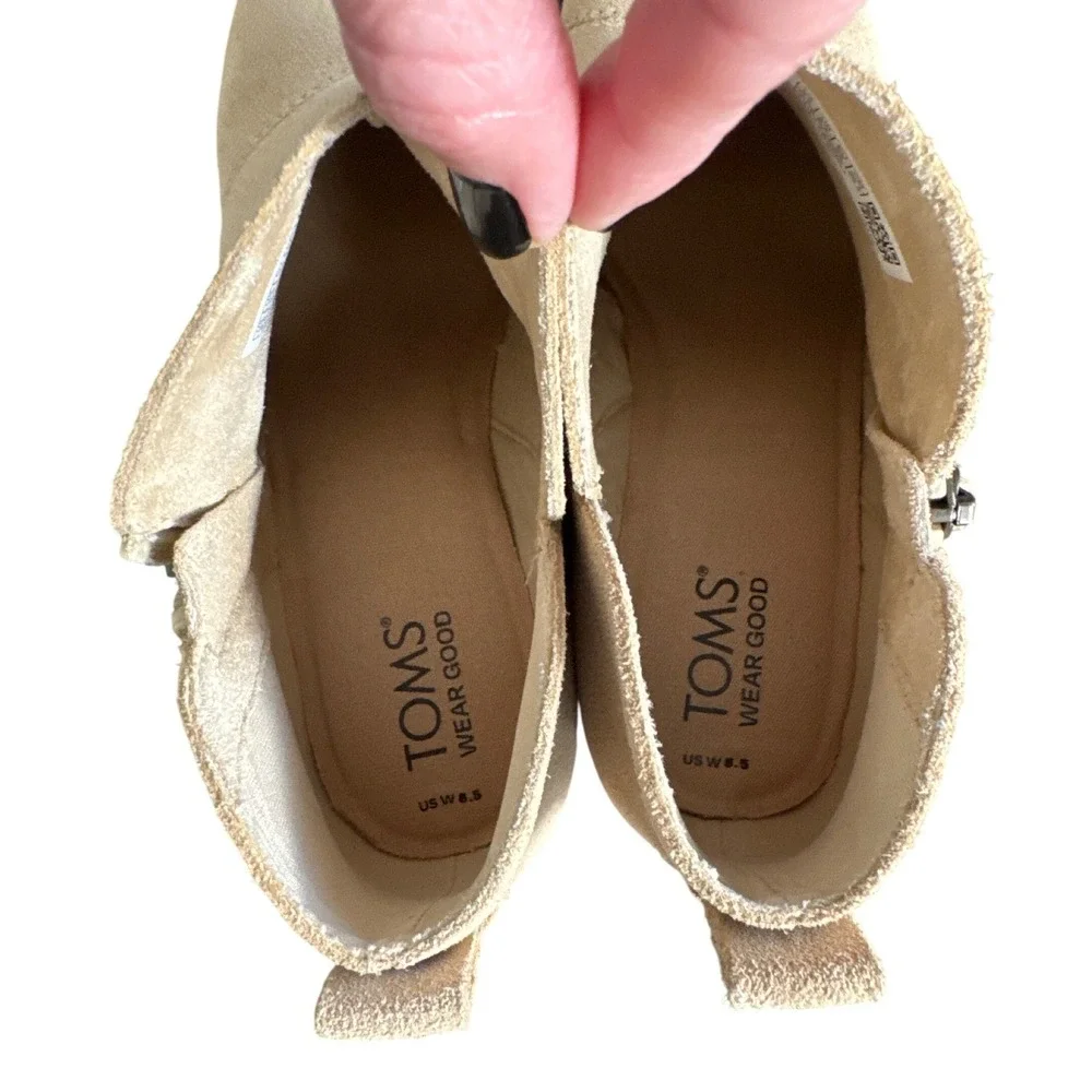 TOMS Goldie Wedge Heel Bootie Oatmeal Suede‎ NWOB Size 8 1/2